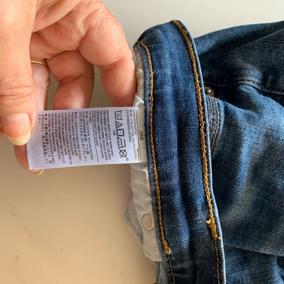 Banana Republic Blue Jean Shorts - Picture 6 of 9